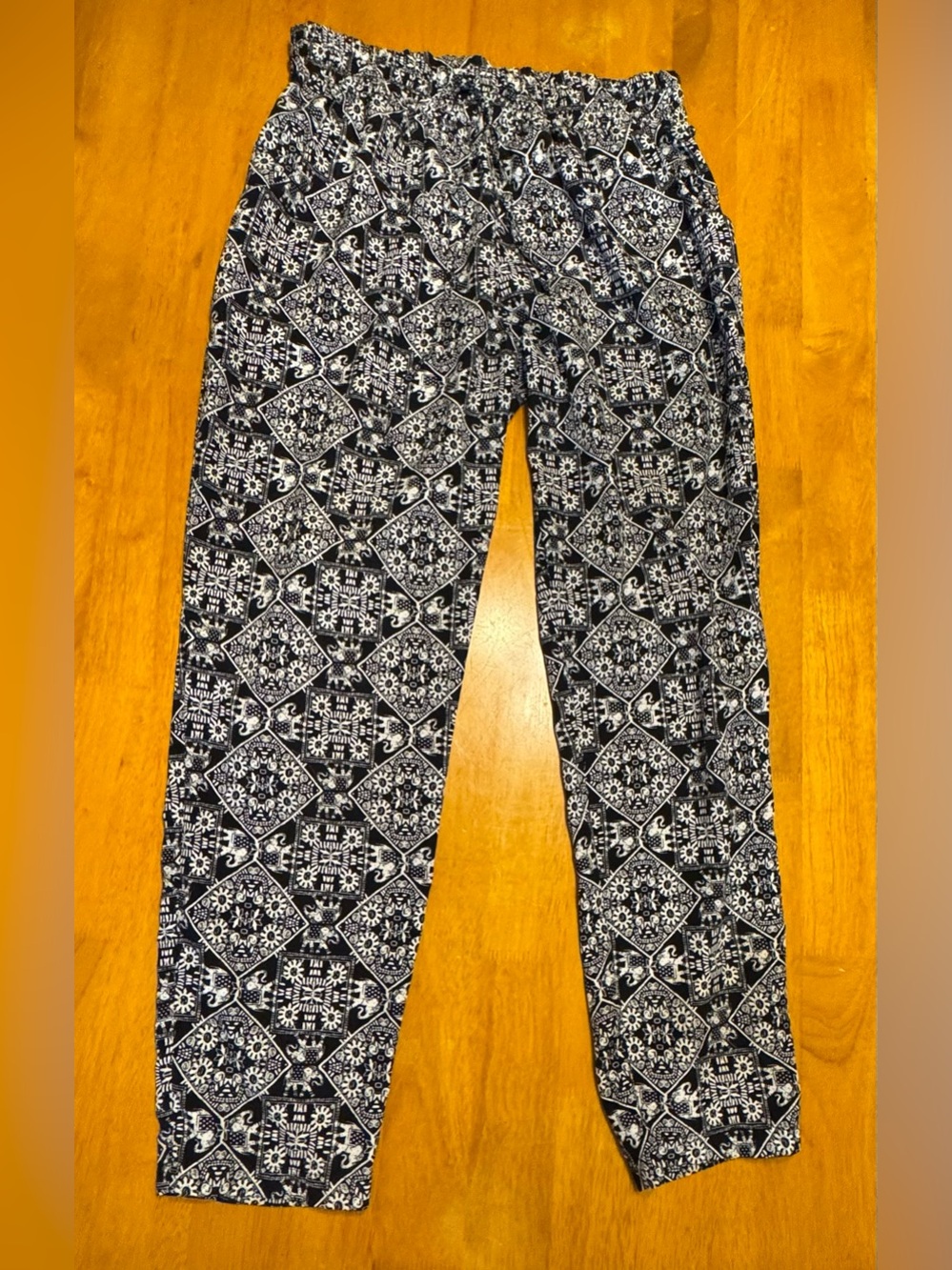 Love Tree Black & White Geometric Lounge Pants
